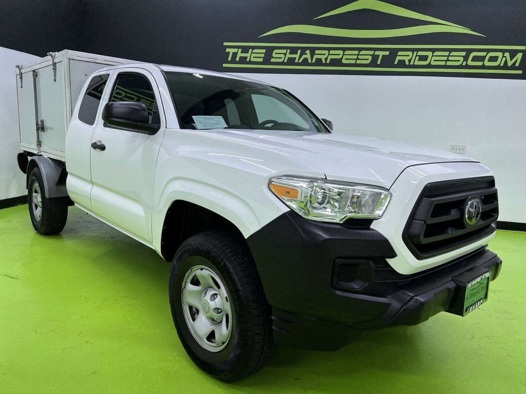 Used 2023 Toyota Tacoma SR AWD/4WD image 2