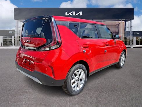 New 2025 Kia Soul LX w/ LX Technology Package image 4