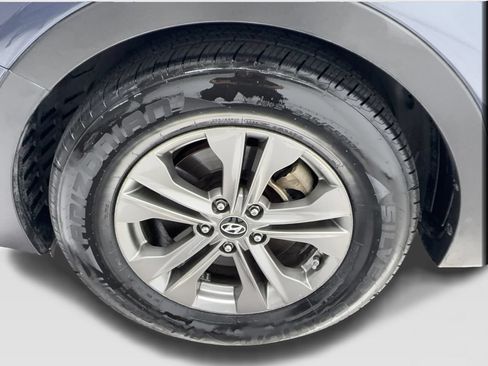 Used 2014 Hyundai Santa Fe Sport w/ Technology Package 04 FWD image 13