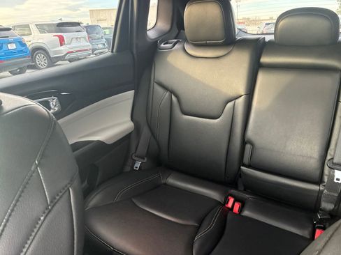 Used 2025 Jeep Compass Limited image 40