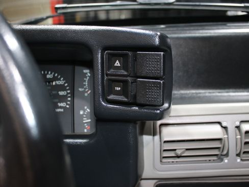 Used 1990 Ford Mustang GT RWD image 63
