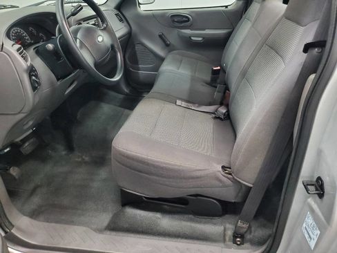 Used 2004 Ford F150 XL image 6