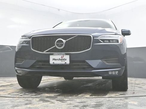 Used 2019 Volvo XC60 T6 Momentum w/ Advanced Package image 29
