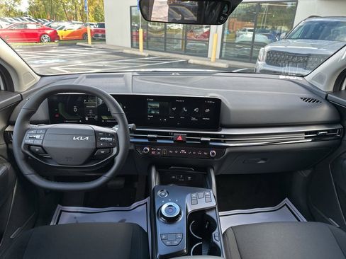 New 2026 Kia Sportage S image 24
