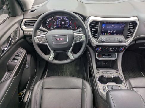 Used 2023 GMC Acadia SLT w/ Elevation Edition FWD image 17