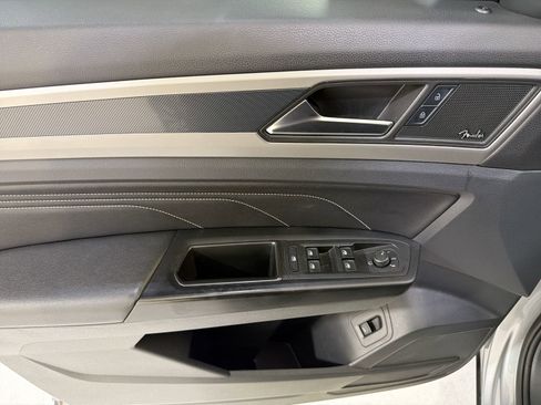 Used 2020 Volkswagen Atlas Cross Sport SEL Premium image 12