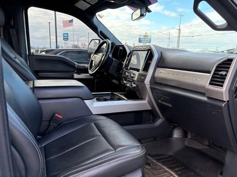 Used 2022 Ford F450 Lariat w/ Lariat Ultimate Package image 14