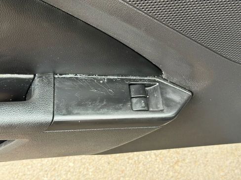 Used 2013 Ford Mustang Coupe image 14