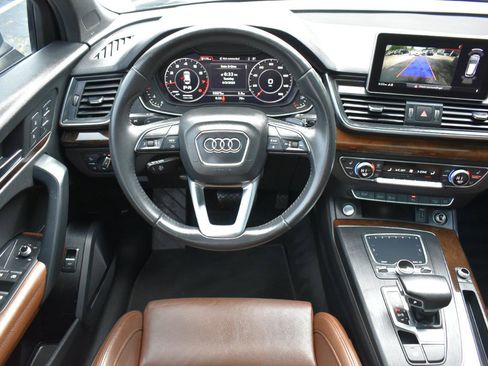 Used 2019 Audi Q5 2.0T Premium Plus AWD/4WD image 12