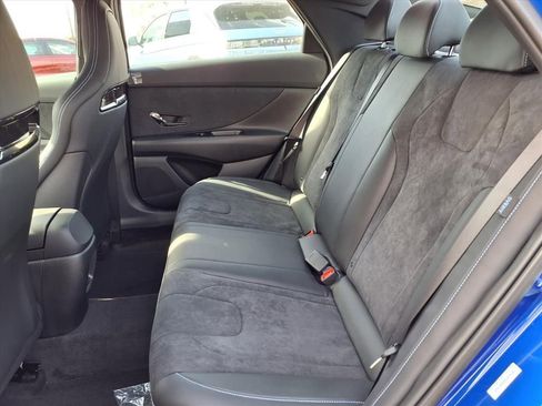 Used 2025 Hyundai Elantra N FWD image 8