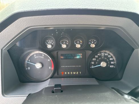 Used 2013 Ford F550 2WD Crew Cab Super Duty w/ Payload Upgrade Pkg image 15