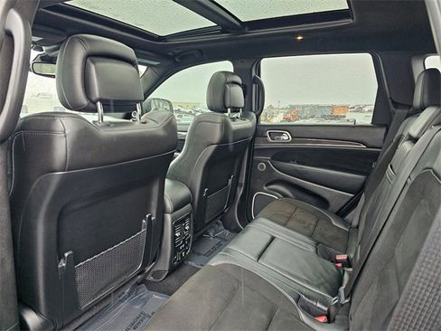 Used 2021 Jeep Grand Cherokee SRT image 12