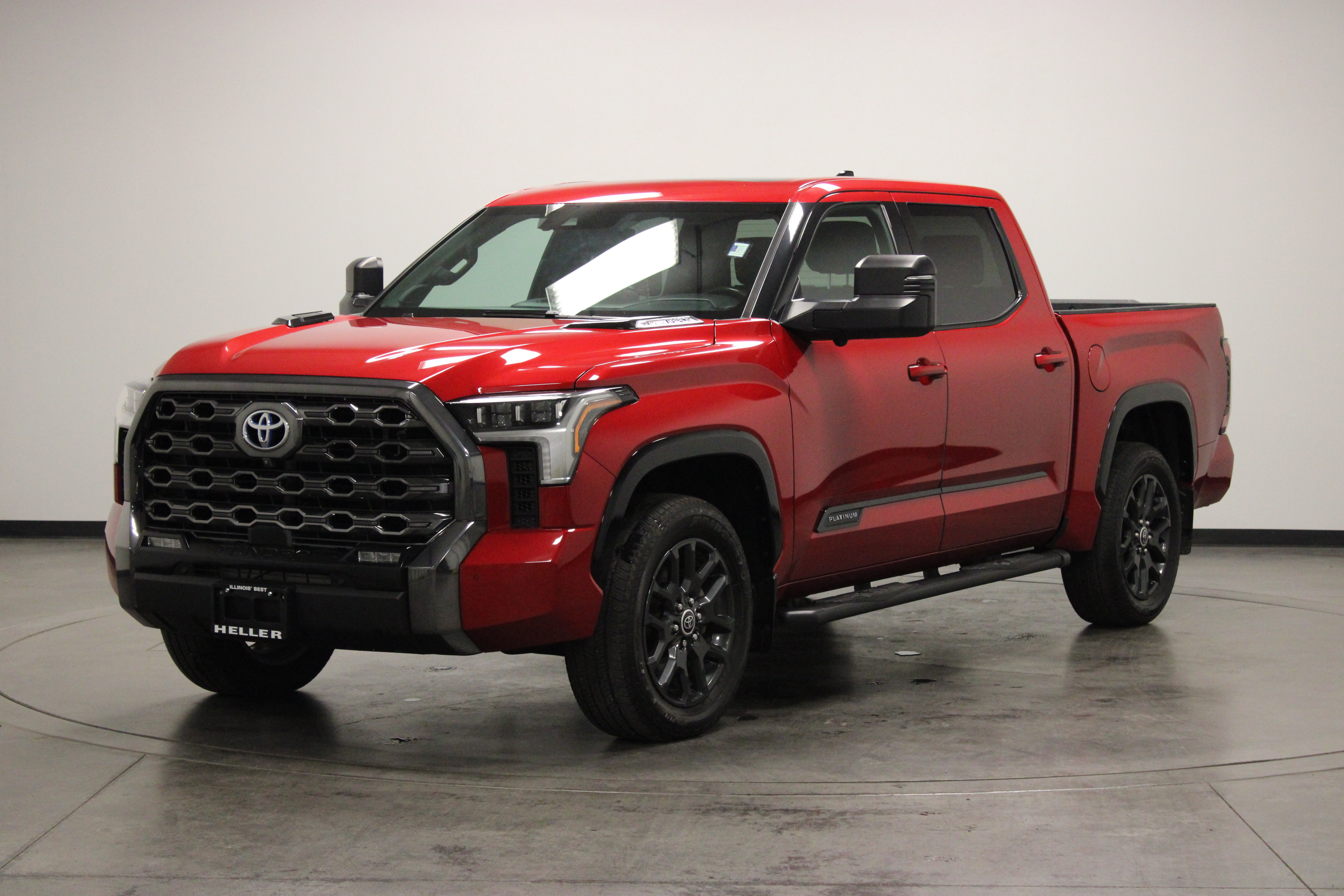 Used 2023 Toyota Tundra Platinum AWD/4WD image 4