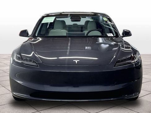 Used 2025 Tesla Model 3 RWD image 3