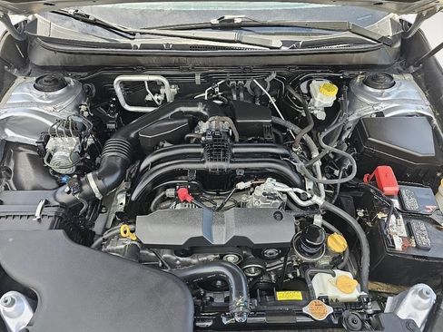 Used 2019 Subaru Outback 2.5i Limited AWD/4WD image 11