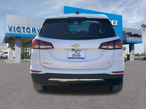 Certified 2024 Chevrolet Equinox LT FWD image 11