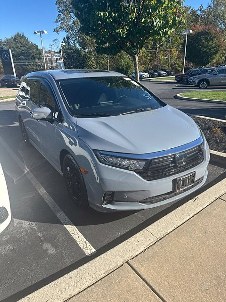 Used 2024 Honda Odyssey Elite image 1