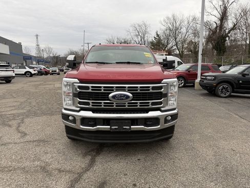 Used 2024 Ford F250 XLT image 4