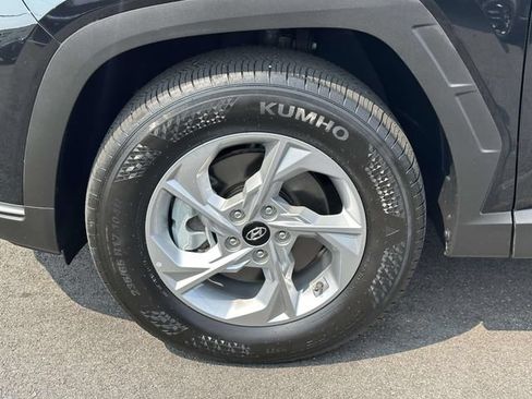 Certified 2024 Hyundai Tucson SE AWD/4WD image 11