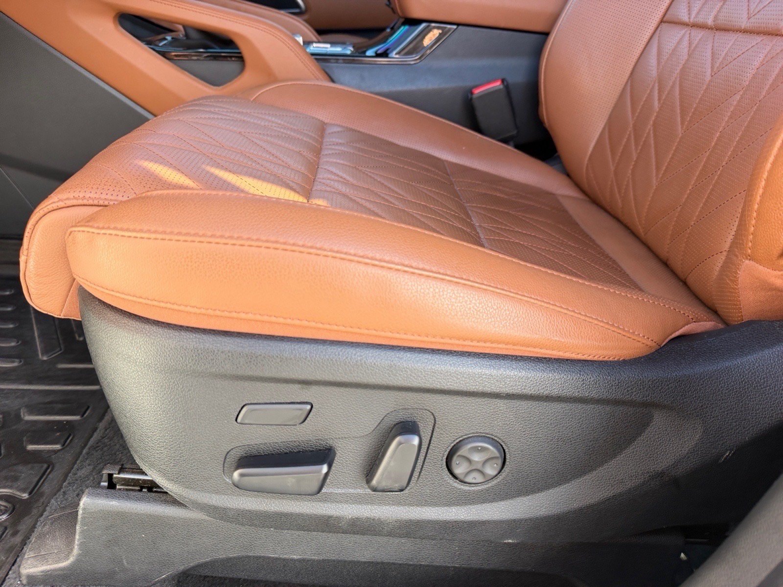 Used 2023 Kia Telluride SX X-Line AWD/4WD image 11