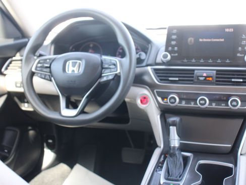 Used 2019 Honda Accord LX image 20