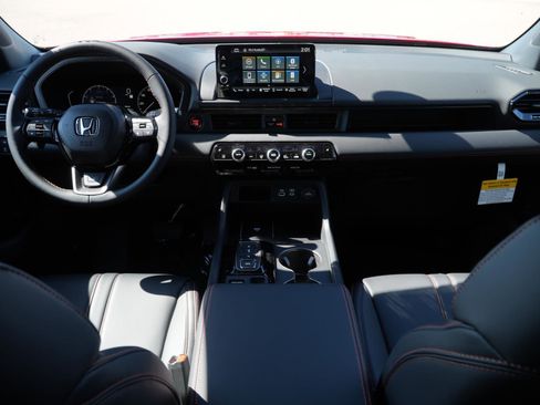 New 2025 Honda Pilot TrailSport image 22