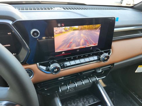 New 2026 GMC Canyon AT4 image 7