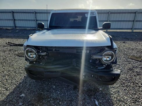 Used 2025 Ford Bronco 4-Door AWD/4WD image 5