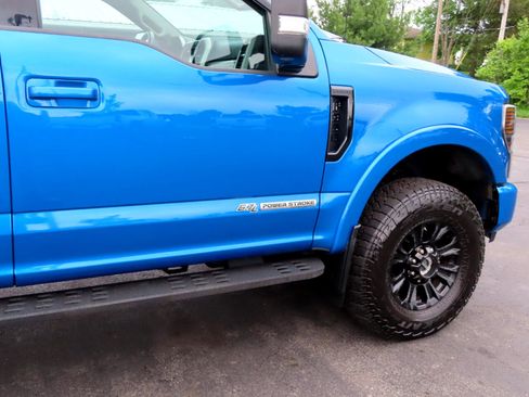 Used 2021 Ford F350 Lariat image 24
