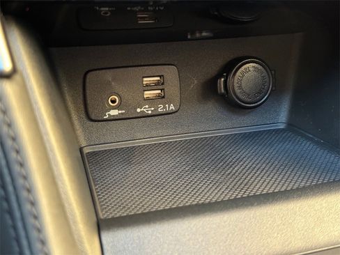 Used 2025 Subaru Forester Wilderness image 37