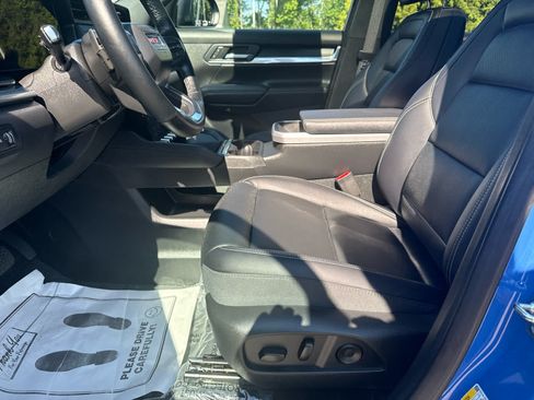 Used 2026 GMC Terrain Elevation w/ Elevation Premium Package AWD/4WD image 11