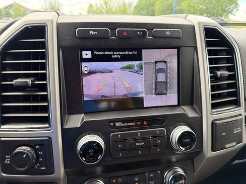 Used 2019 Ford F150 Lariat w/ Equipment Group 502A Luxury AWD/4WD image 26