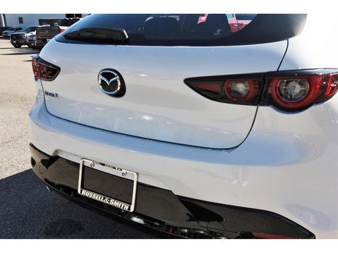 New 2026 MAZDA MAZDA3 2.5 S Hatchback w/ Premium Pkg image 5