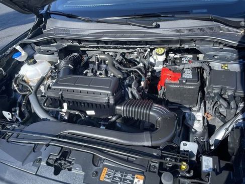 Used 2024 Ford Escape ST-Line image 29