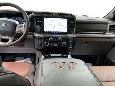 Used 2024 Ford F250 King Ranch image 11