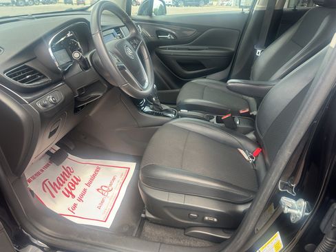 Used 2022 Buick Encore Preferred w/ Safety Package image 9