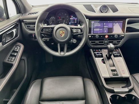 Certified 2023 Porsche Macan Turbo AWD/4WD image 24