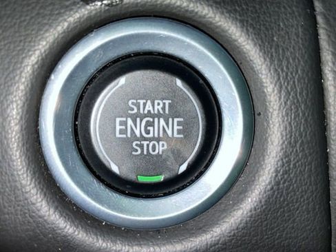 Used 2023 Chevrolet Tahoe Z71 w/ Luxury Package image 27