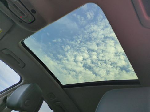 Used 2023 Audi Q5 2.0T Prestige image 10