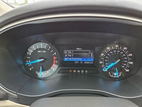Used 2013 Ford Fusion SE FWD image 22