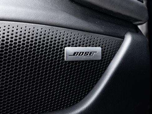 Certified 2022 Porsche Taycan GTS image 18