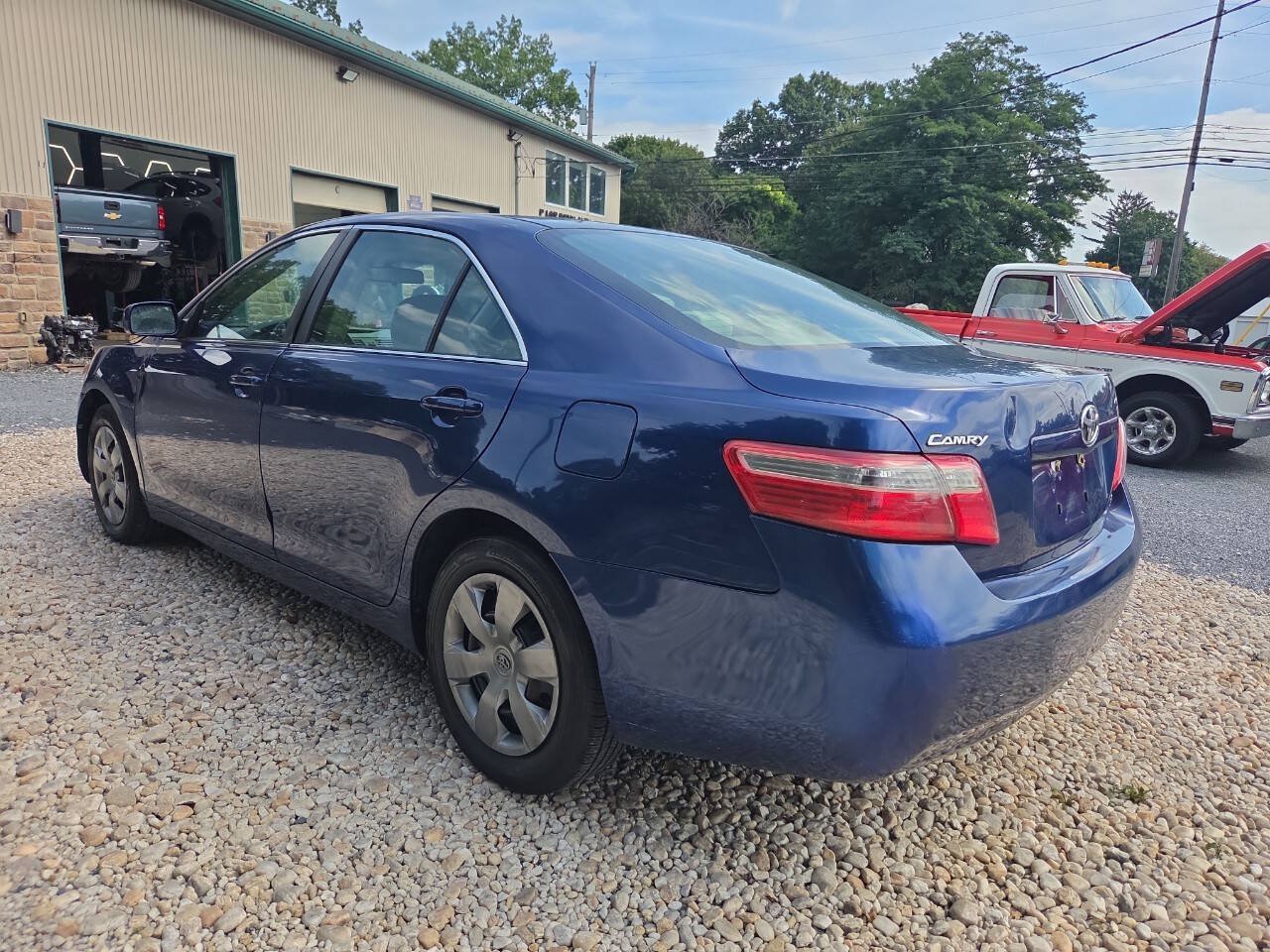 Used 2009 Toyota Camry LE FWD image 4