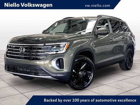 New 2026 Volkswagen Atlas SE FWD image 1