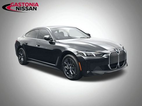 Used 2025 BMW i4 eDrive40 image 2