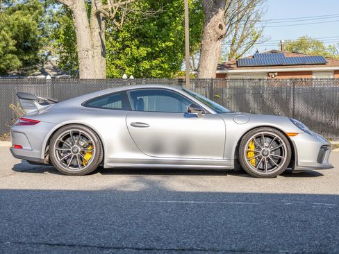 Used 2018 Porsche 911 GT3 RWD image 20