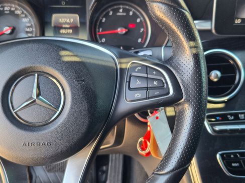 Used 2018 Mercedes-Benz C 300 4MATIC Sedan image 24