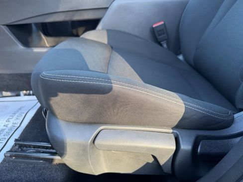 Certified 2023 Nissan Rogue S image 18