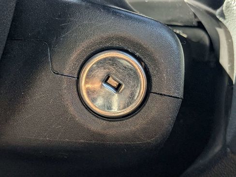 Used 2017 Chevrolet Colorado Z71 RWD image 29