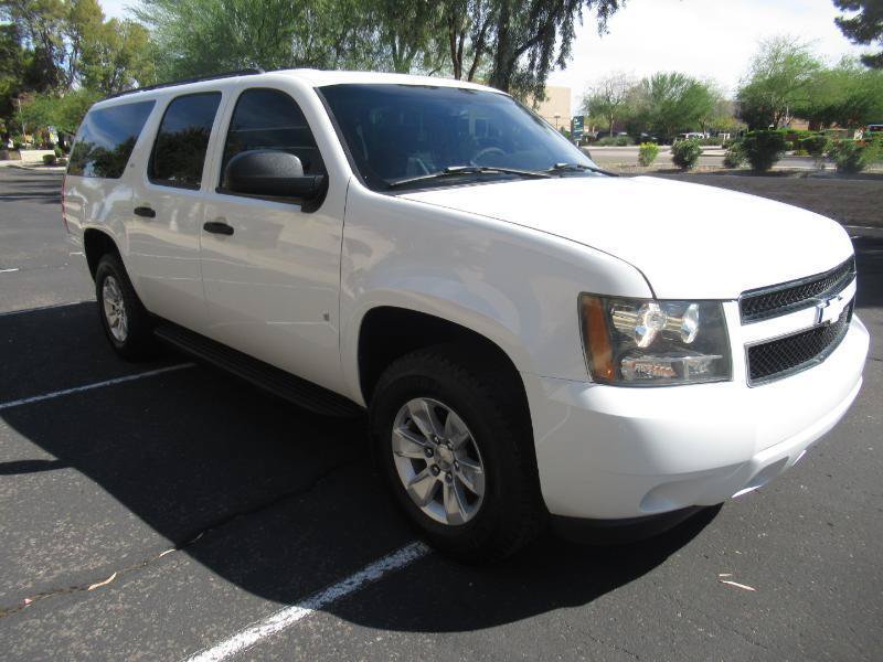 Used 2008 Chevrolet Suburban 2WD image 4
