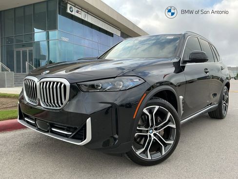 Certified 2025 BMW X5 xDrive40i w/ Climate Comfort Package AWD/4WD image 1